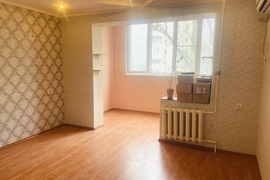 большая трех комнатная квартира