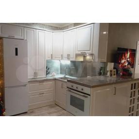 3-к. квартира, 50 м², 8/10 эт.