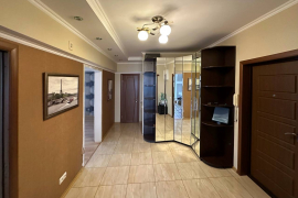 квартира с дизайнерским ремонтом