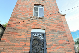 Дом в центре города