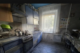 Продаю просторную 3-комнатную квартиру в районе Спутника!